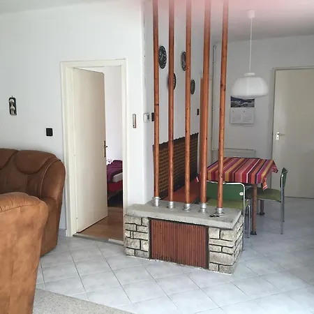 Siraly Apartment Balatonfuzfo